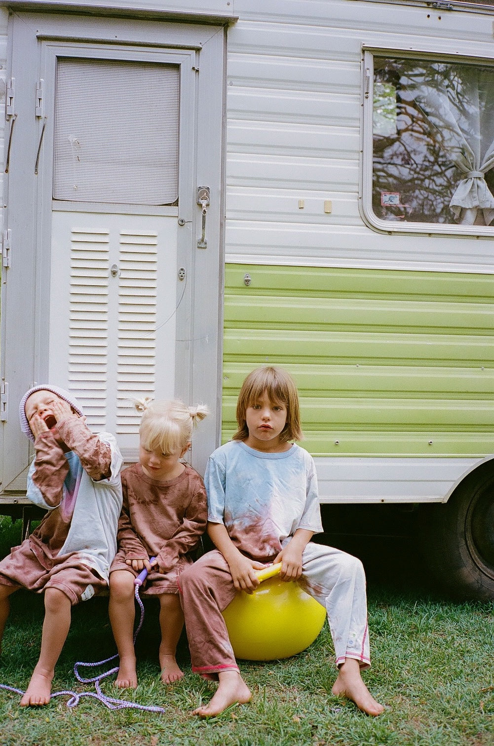 Cosmo Pants x Hannah Beaden - Europa